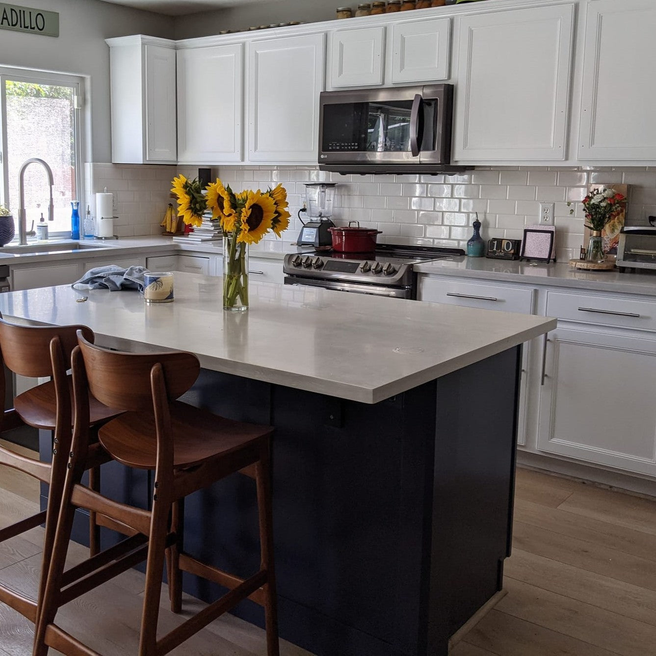 Cloud - All-In-One Resin Paint for Furniture & Cabinets