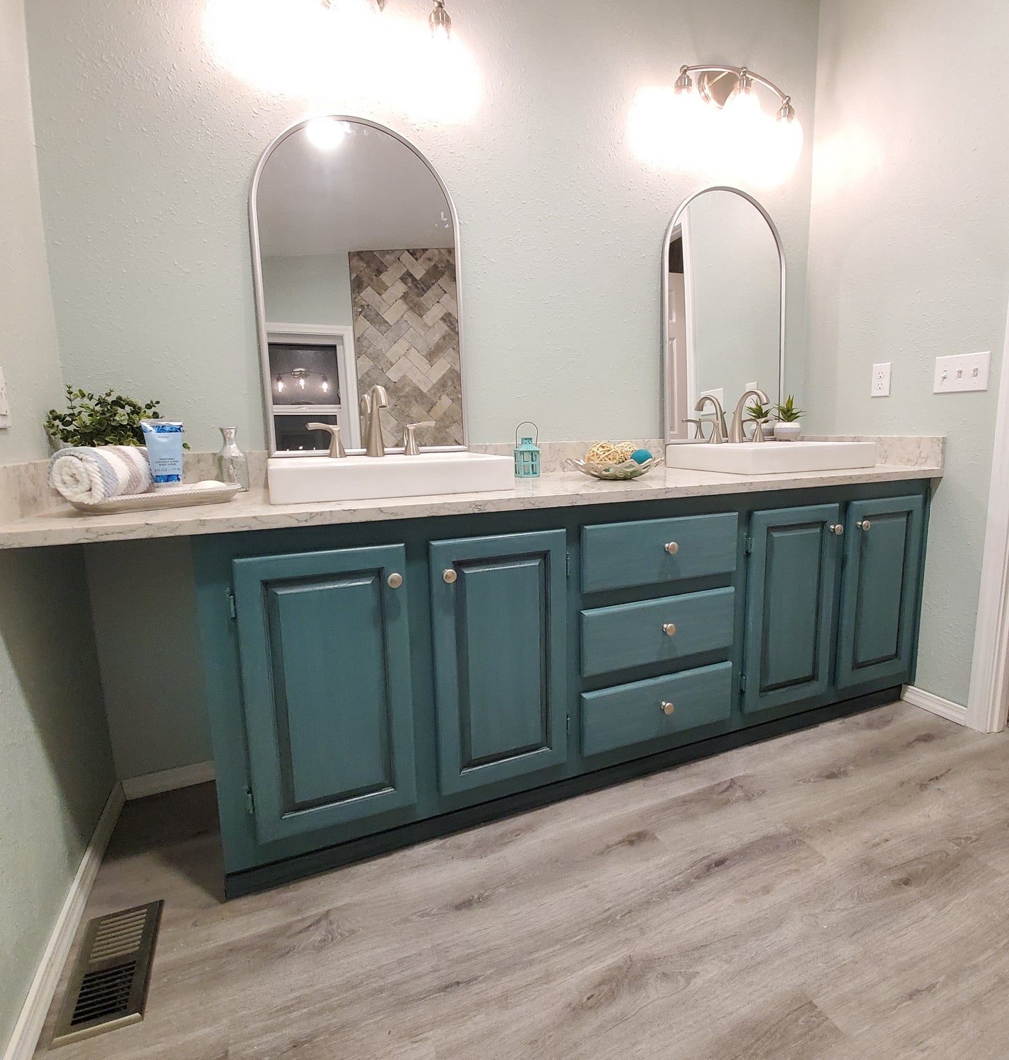 Blue Spruce - All-In-One Resin Paint for Furniture & Cabinets