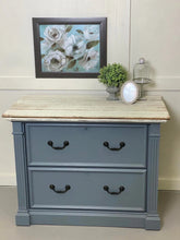 Load image into Gallery viewer, Coastal Gray