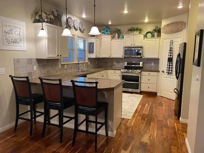 Cotton - All-In-One Resin Paint for Furniture & Cabinets