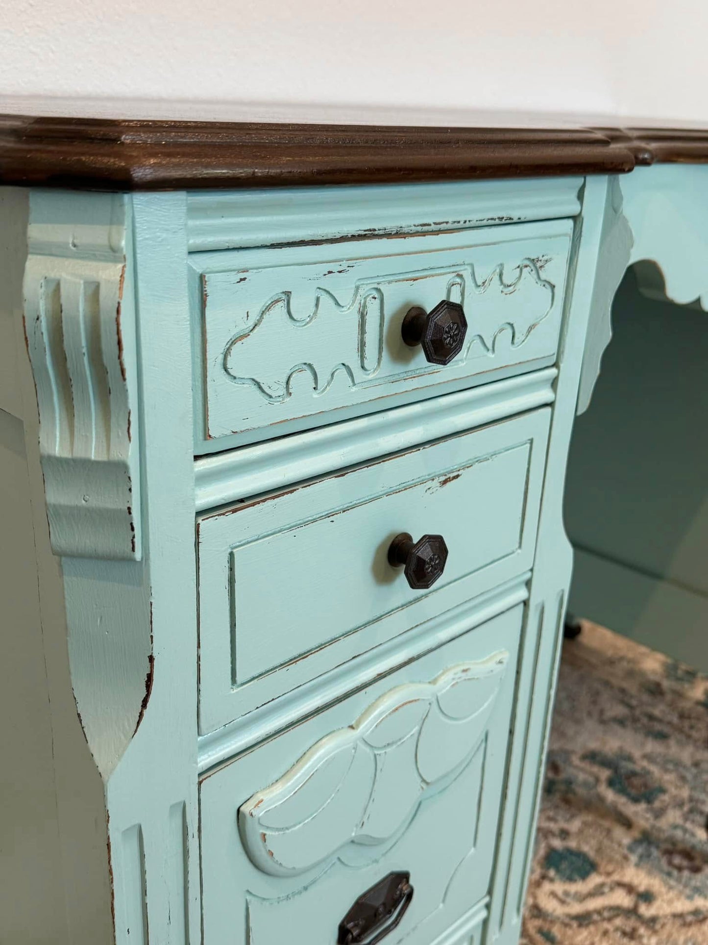 Robin's Egg - All-In-One Resin Paint for Furniture & Cabinets