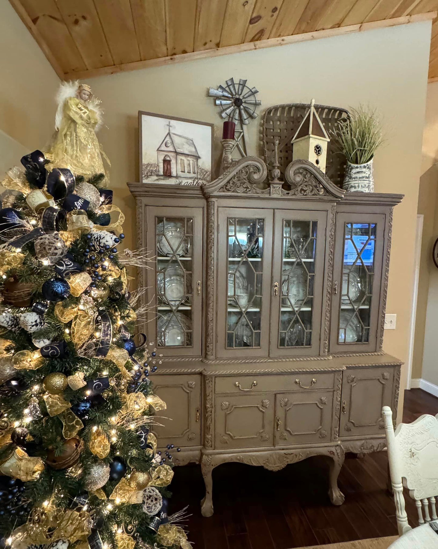 Putty - All-In-One Resin Paint for Furniture & Cabinets