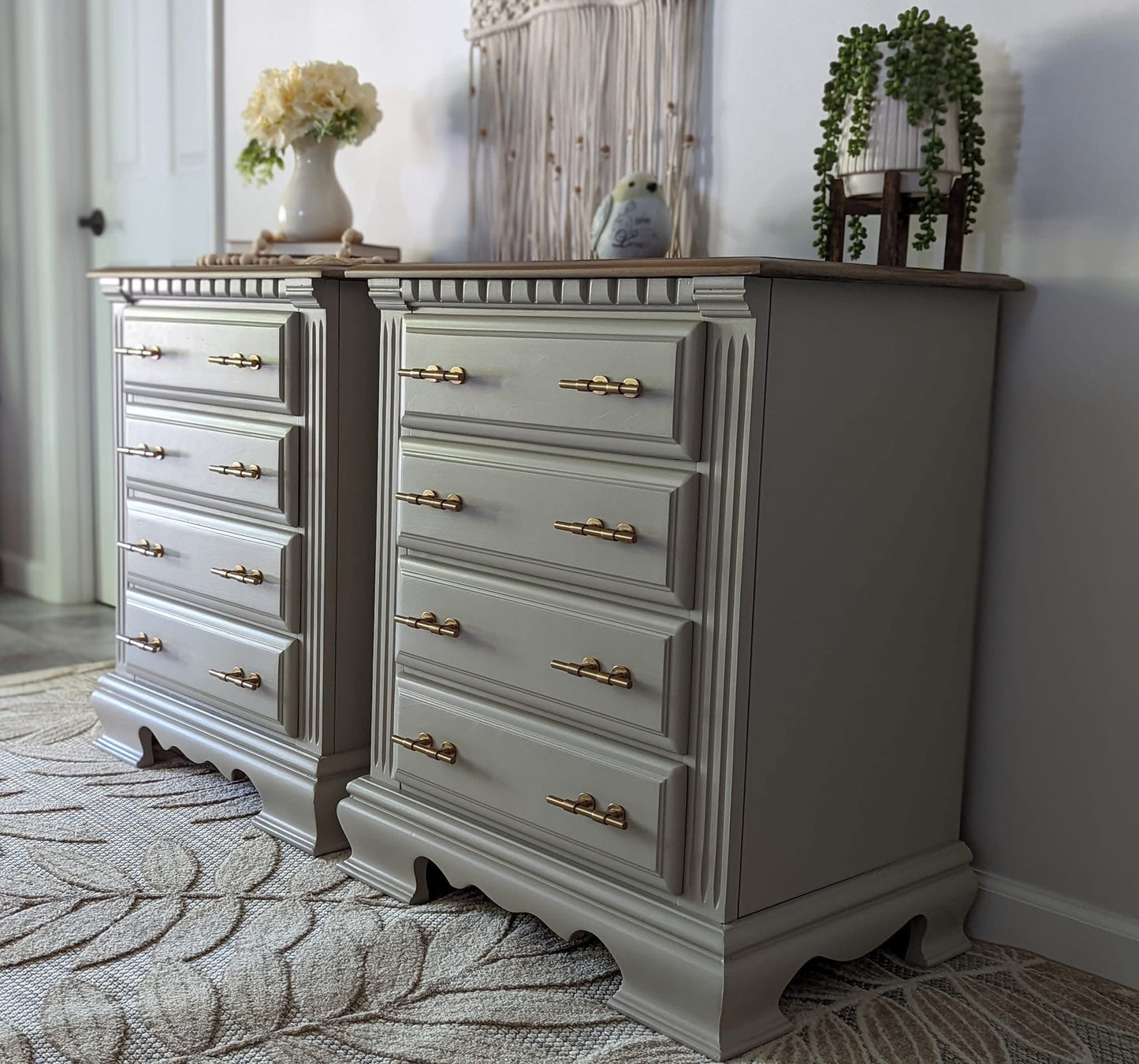 Gray Mist - All-In-One Resin Paint for Furniture & Cabinets