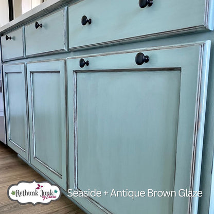 Decorative Glaze for DIY Furniture | Rethunk Junk by Laura